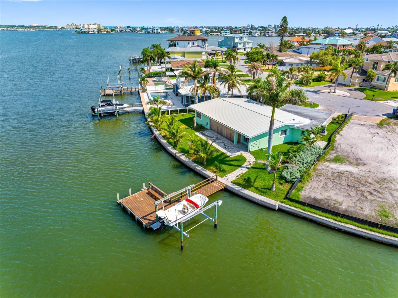 493 BATH CLUB BLVD N, NORTH REDINGTON BEACH, FL, 33708