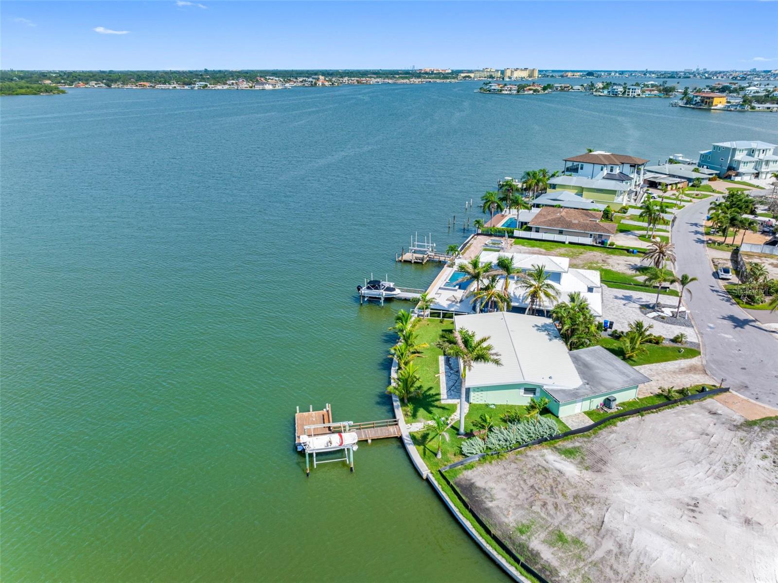 493 BATH CLUB BLVD N, NORTH REDINGTON BEACH, FL, 33708