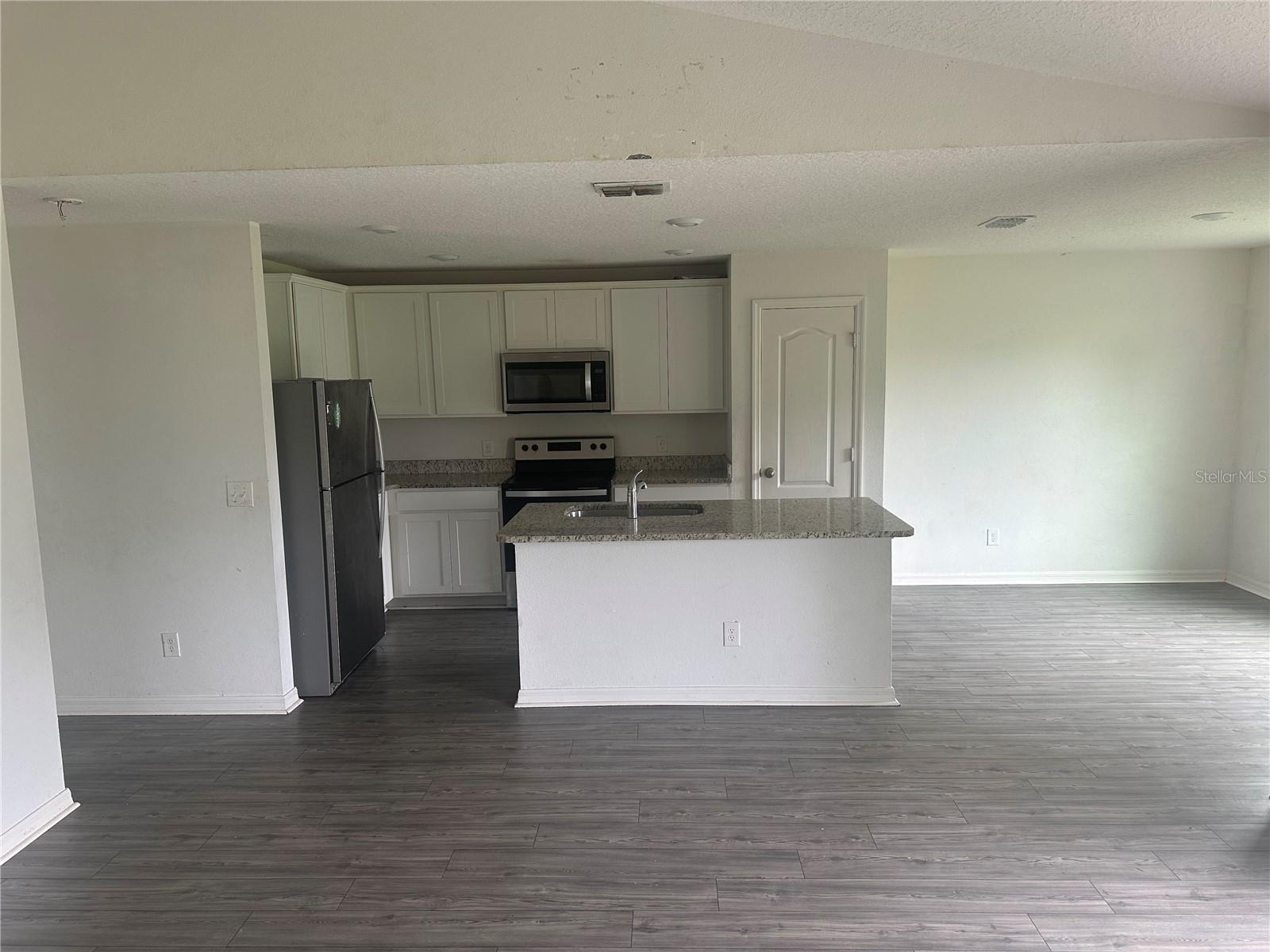 521 BIG BLACK WAY, KISSIMMEE, FL, 34759