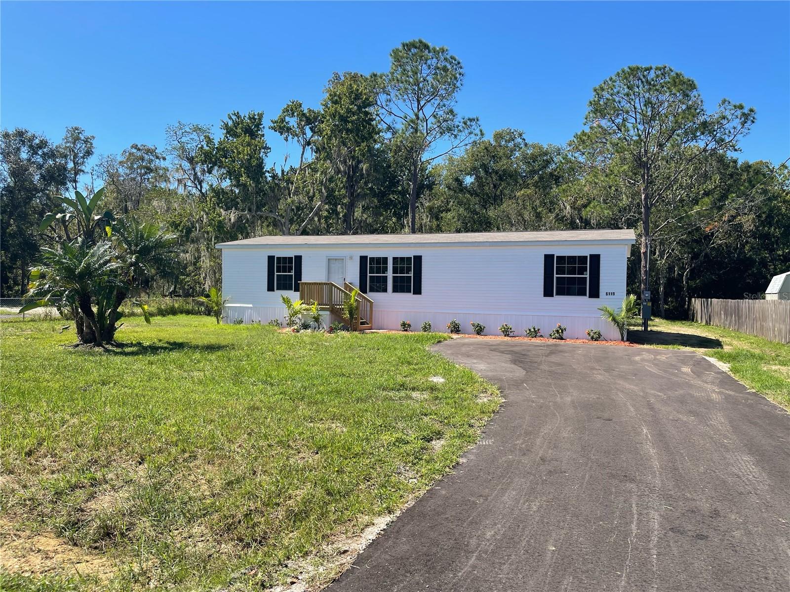 6119 MANGROVE DR, WESLEY CHAPEL, FL, 33544