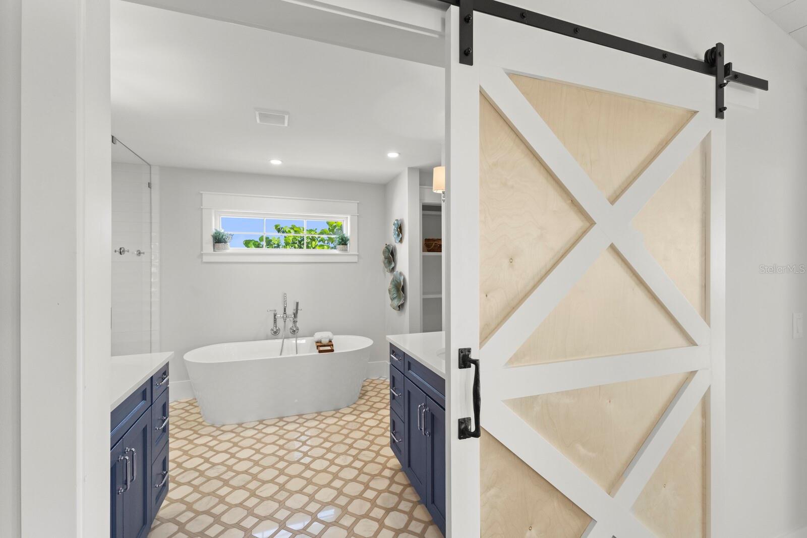 407 PINE AVE, ANNA MARIA, FL, 34216