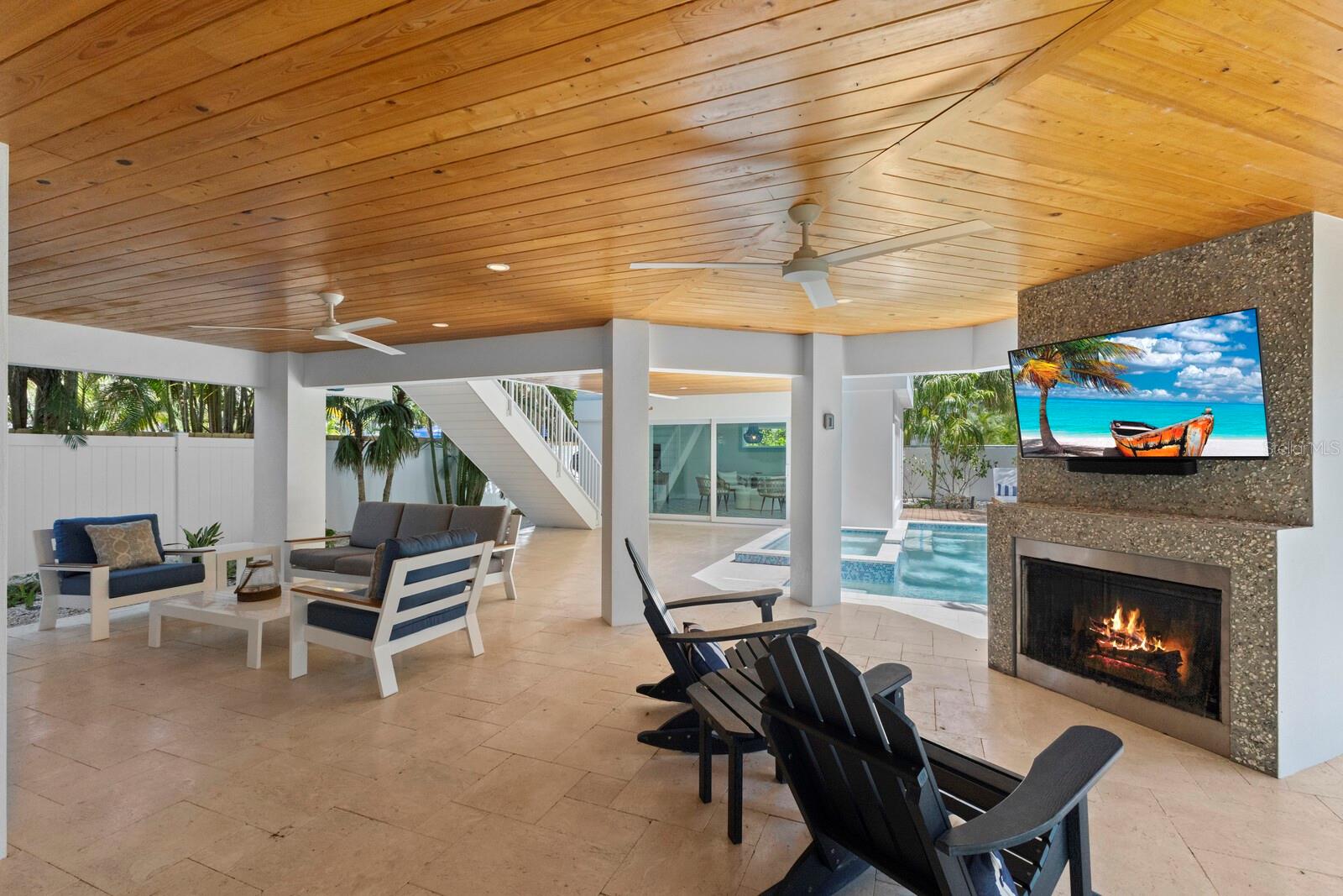 407 PINE AVE, ANNA MARIA, FL, 34216