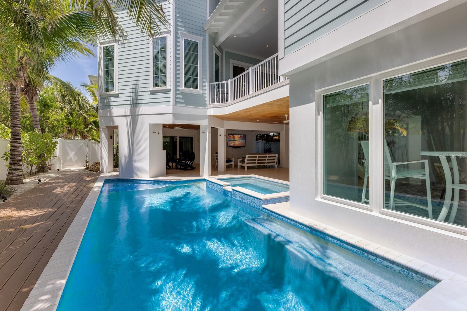 407 PINE AVE, ANNA MARIA, FL, 34216