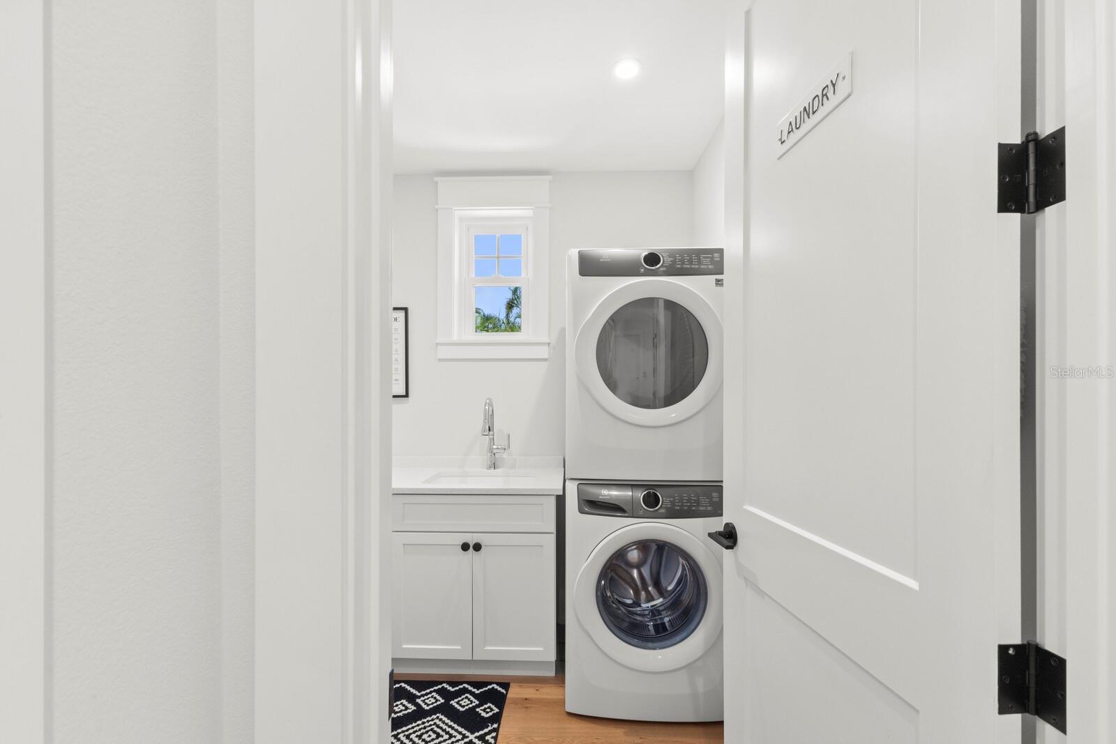 407 PINE AVE, ANNA MARIA, FL, 34216