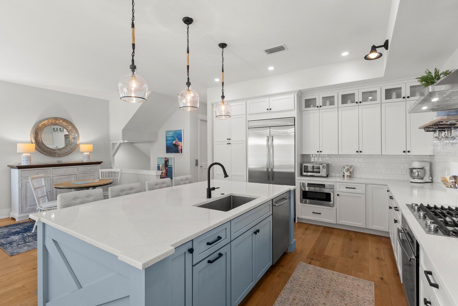 407 PINE AVE, ANNA MARIA, FL, 34216