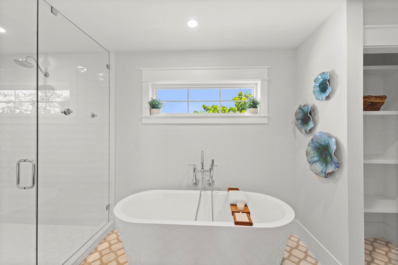 407 PINE AVE, ANNA MARIA, FL, 34216