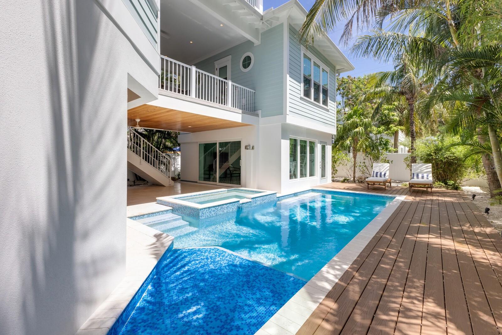 407 PINE AVE, ANNA MARIA, FL, 34216