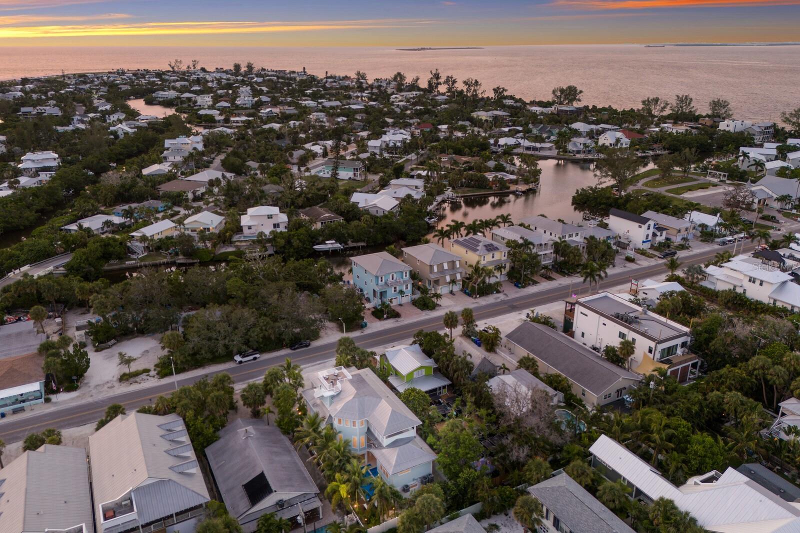 407 PINE AVE, ANNA MARIA, FL, 34216