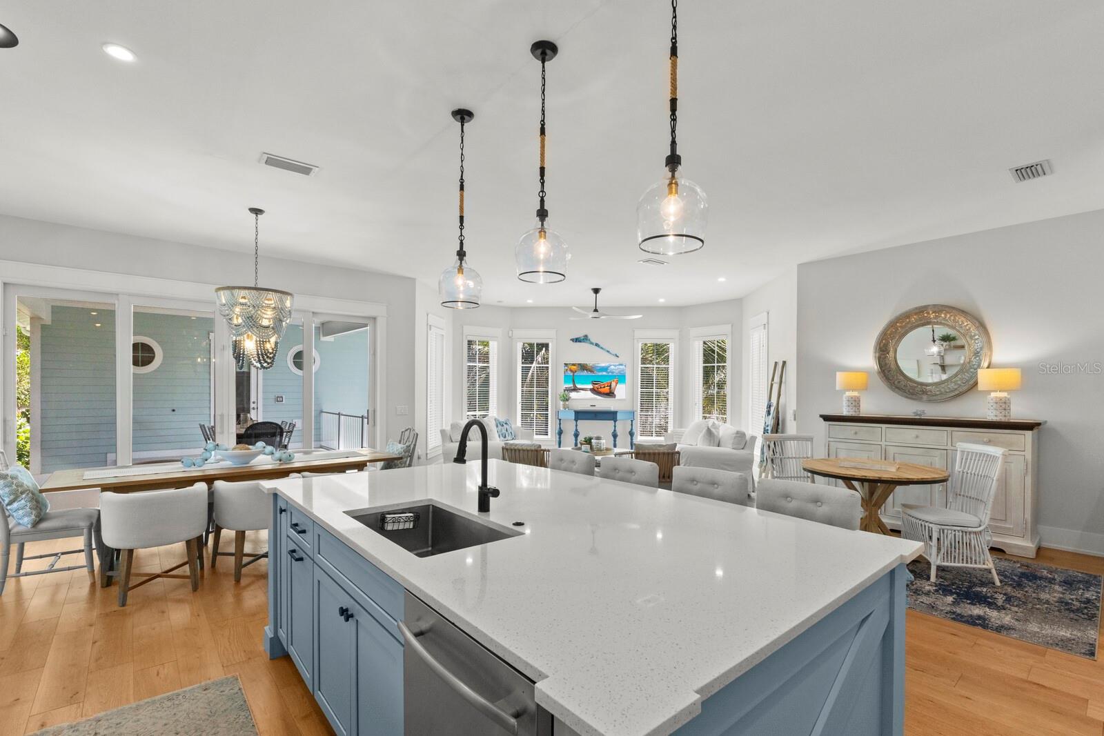 407 PINE AVE, ANNA MARIA, FL, 34216