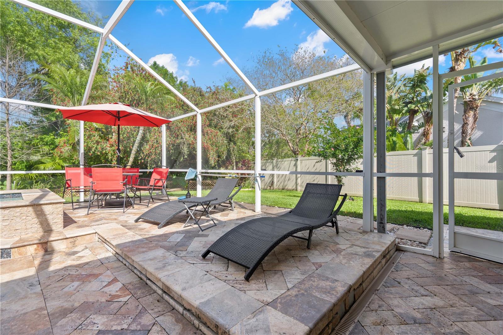 9905 WOODBAY DR DR, TAMPA, FL, 33626