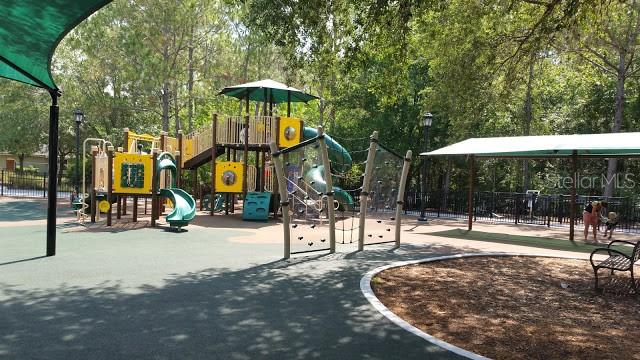 9905 WOODBAY DR DR, TAMPA, FL, 33626