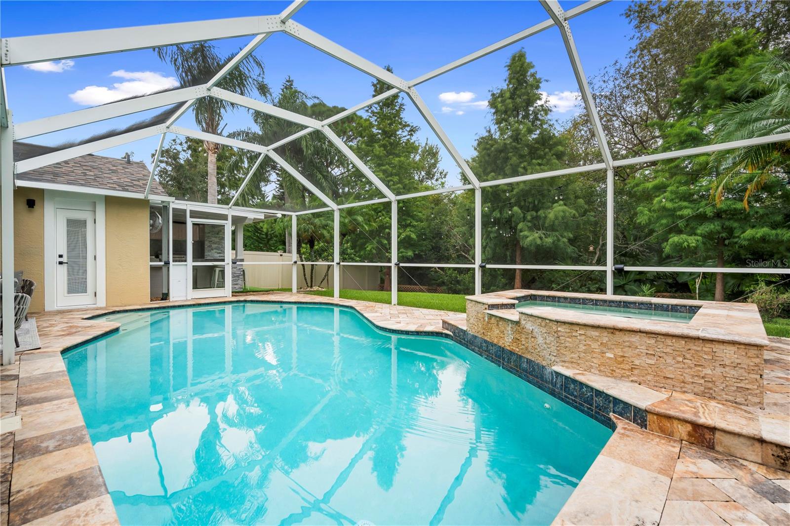 9905 WOODBAY DR DR, TAMPA, FL, 33626