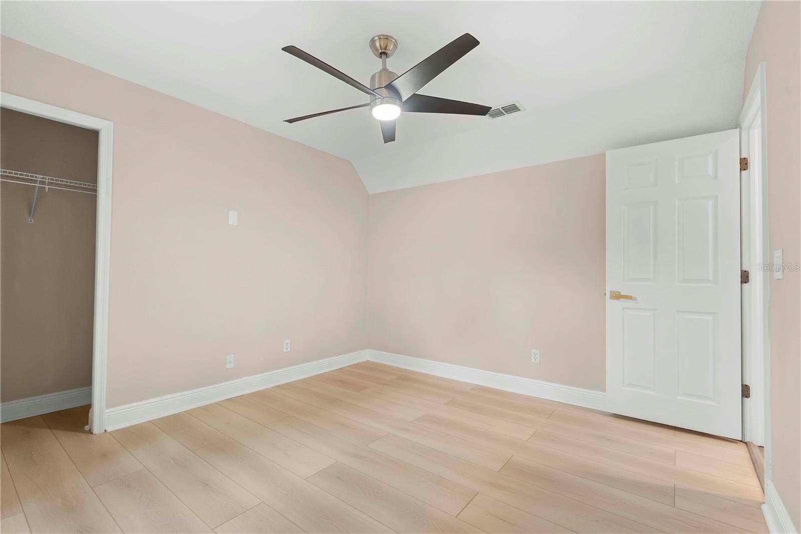 9905 WOODBAY DR DR, TAMPA, FL, 33626