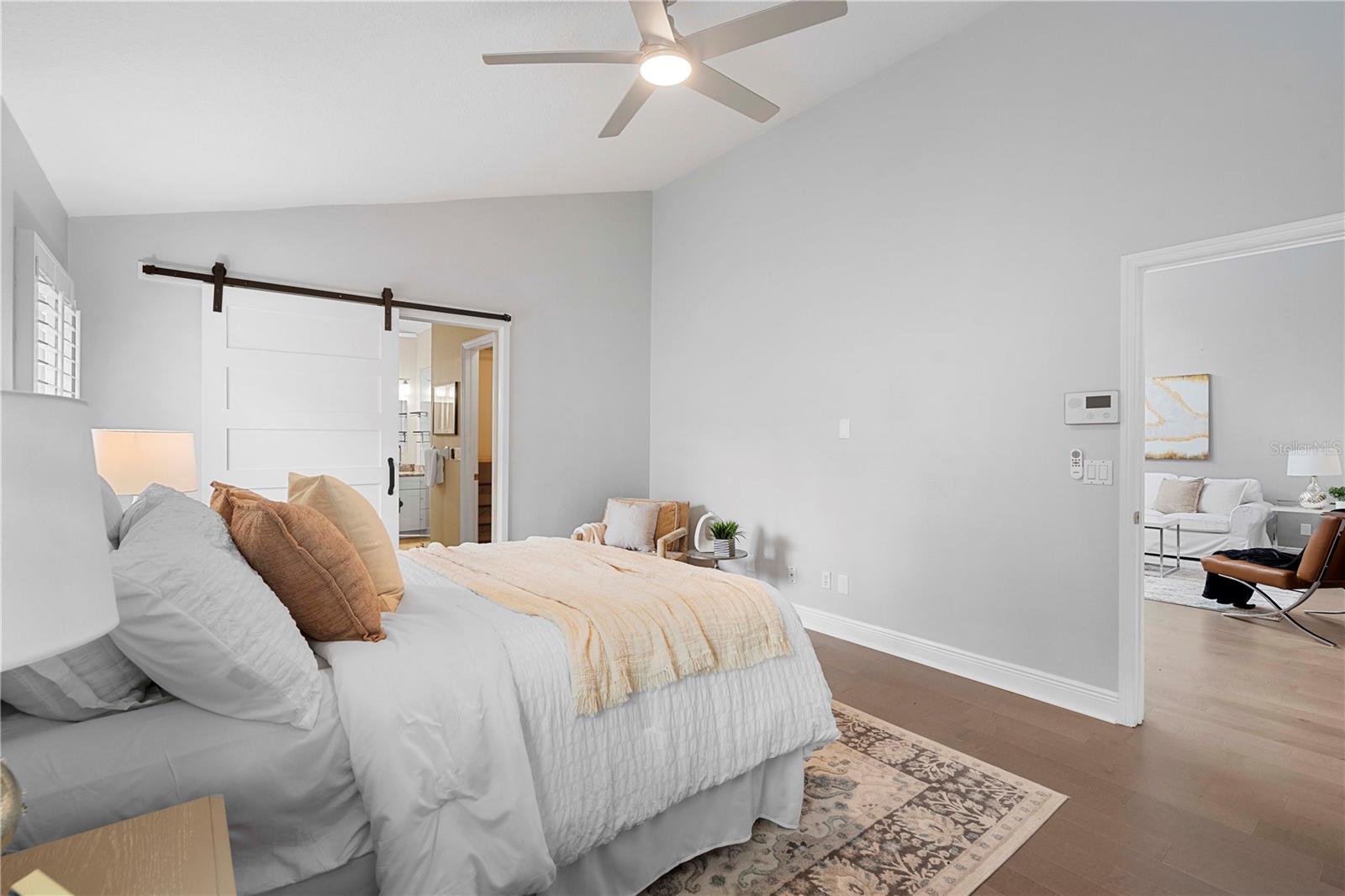 9905 WOODBAY DR DR, TAMPA, FL, 33626