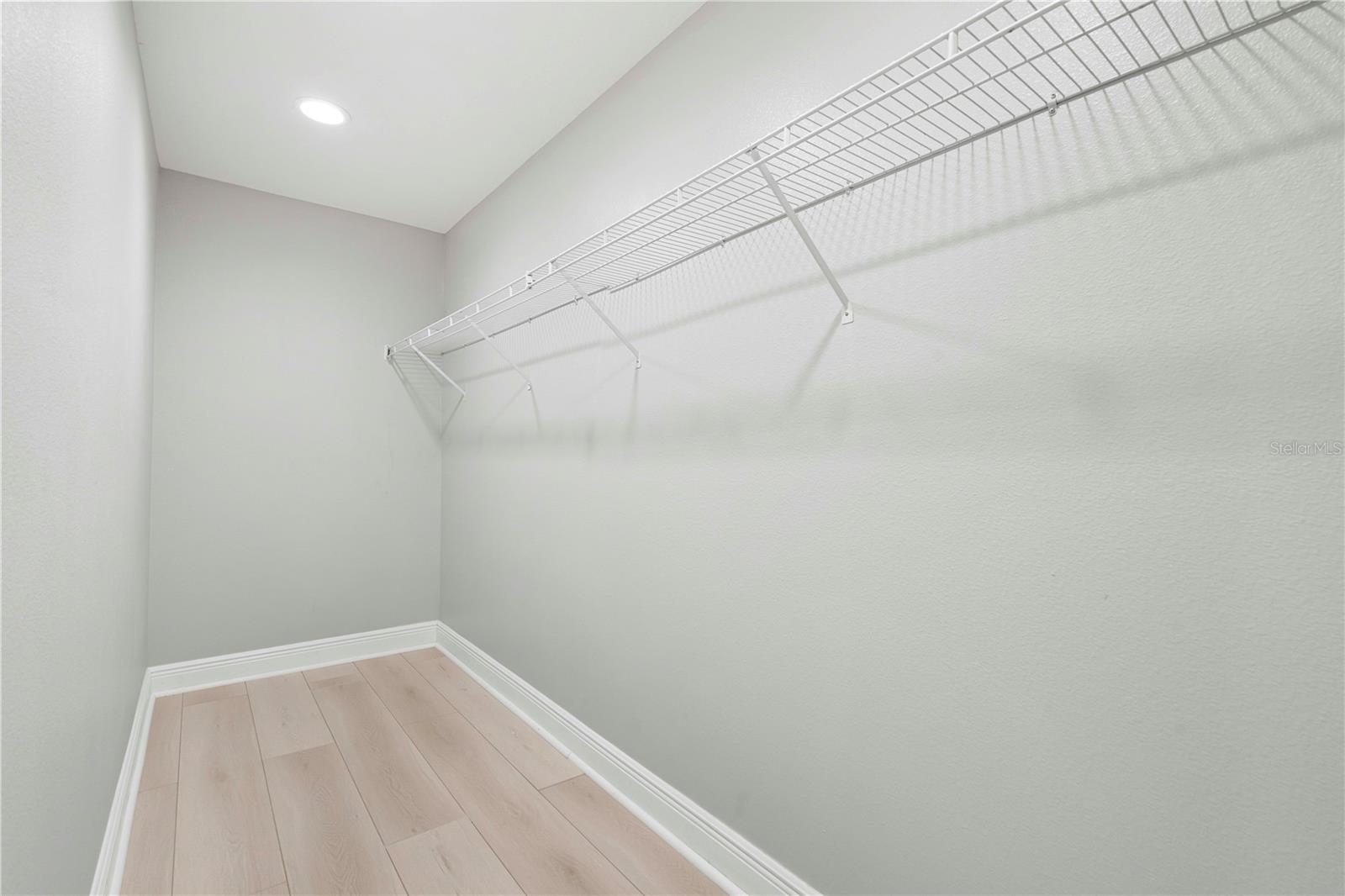 9905 WOODBAY DR DR, TAMPA, FL, 33626