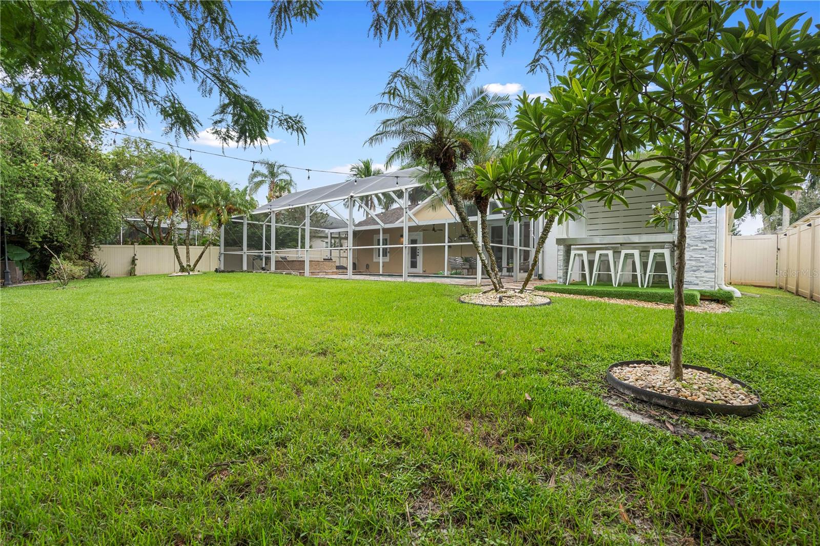 9905 WOODBAY DR DR, TAMPA, FL, 33626