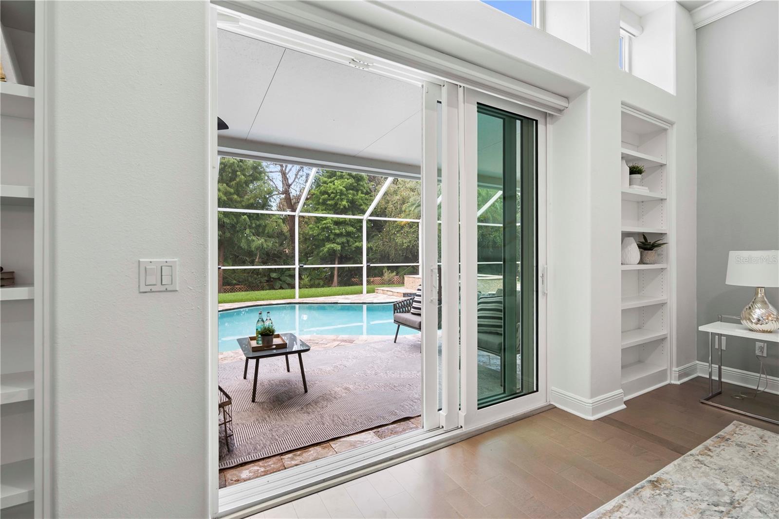 9905 WOODBAY DR DR, TAMPA, FL, 33626