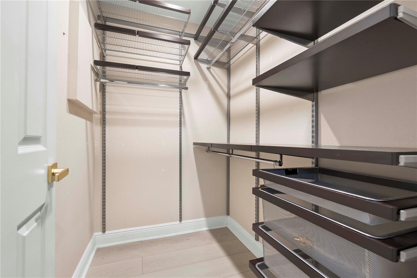 9905 WOODBAY DR DR, TAMPA, FL, 33626