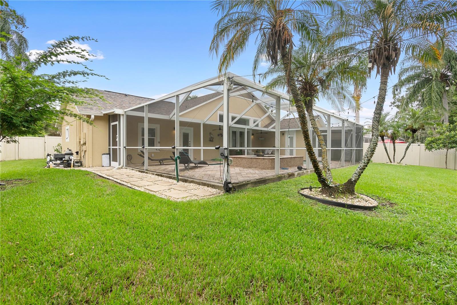 9905 WOODBAY DR DR, TAMPA, FL, 33626