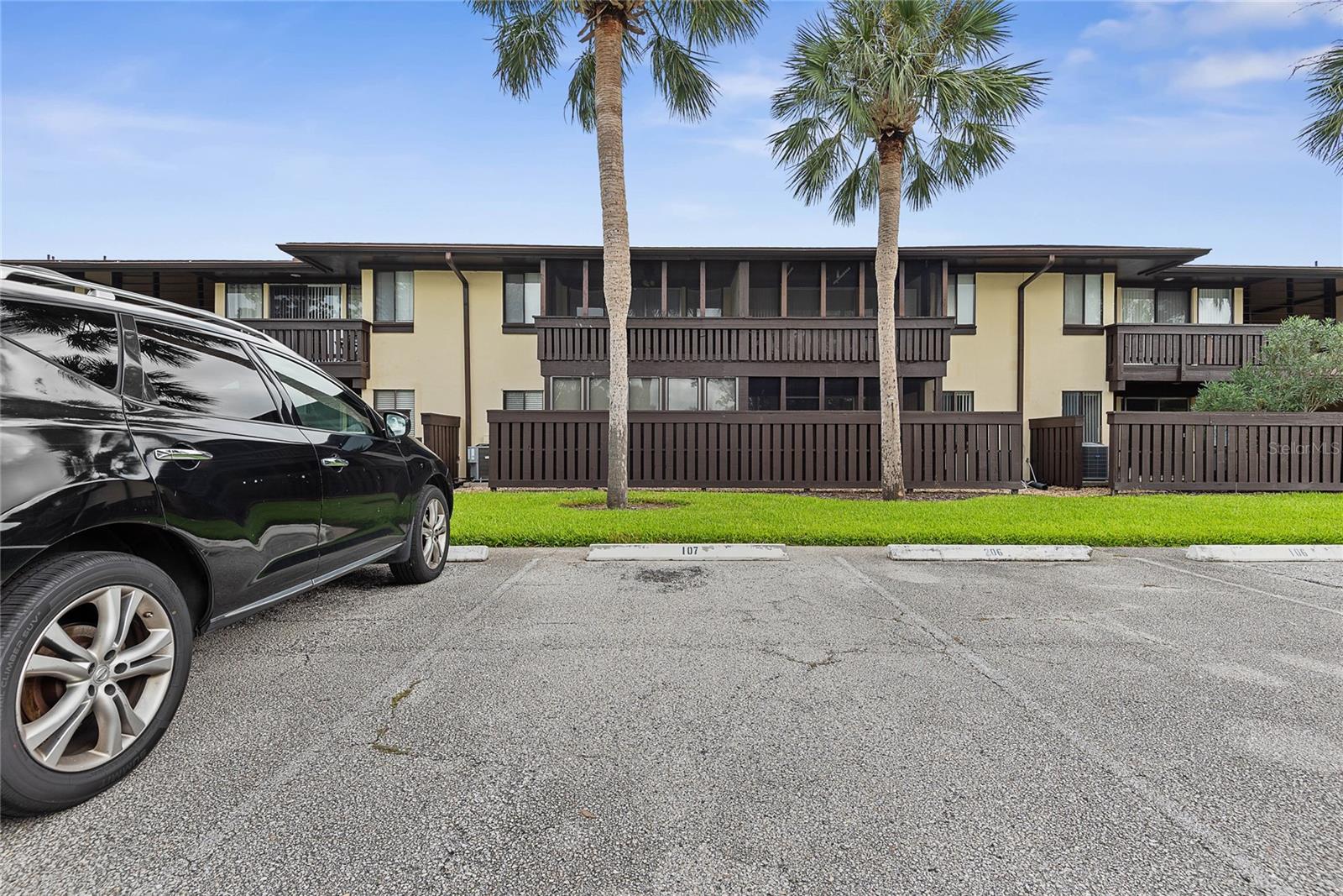 40 CLUB HOUSE DR #107, PALM COAST, FL, 32137