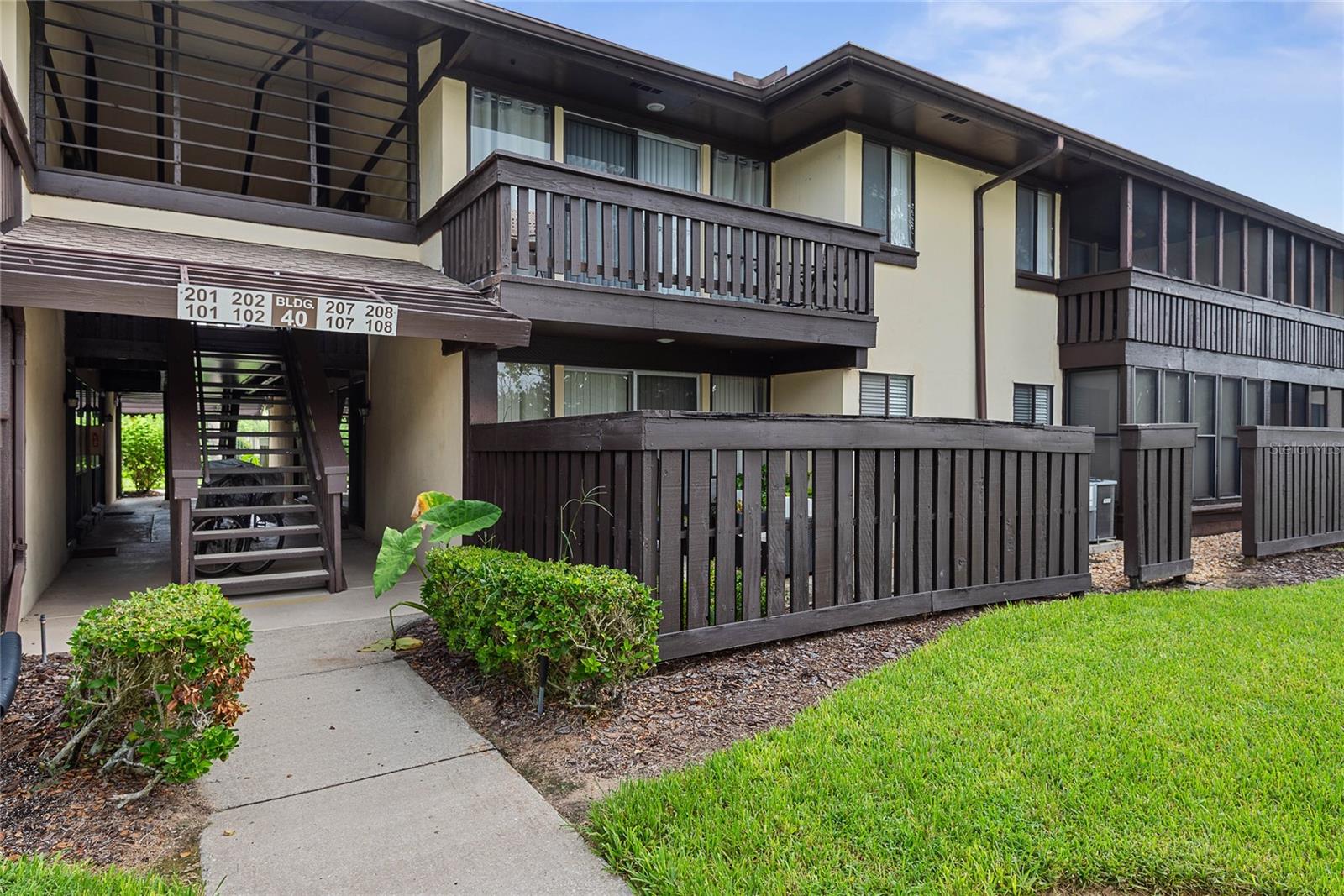 40 CLUB HOUSE DR #107, PALM COAST, FL, 32137