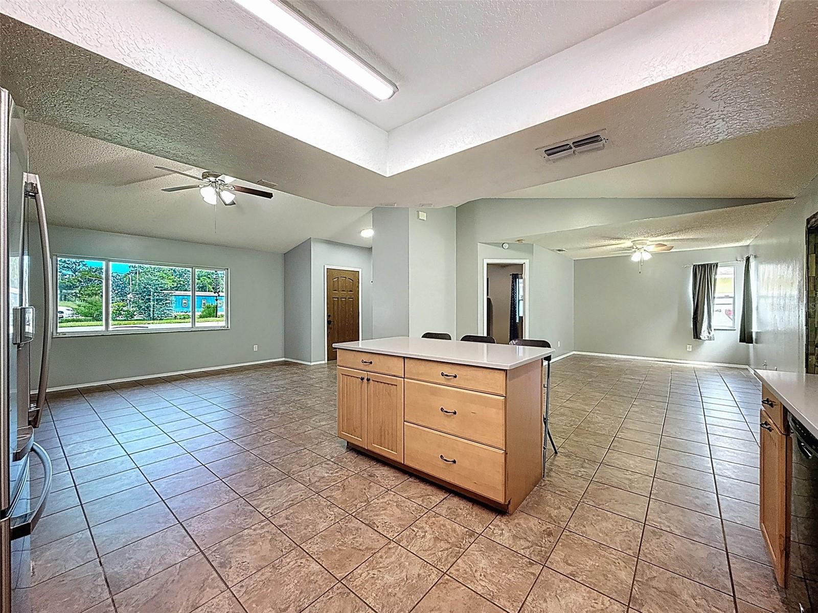 1516 DEERING AVE, SPRING HILL, FL, 34609