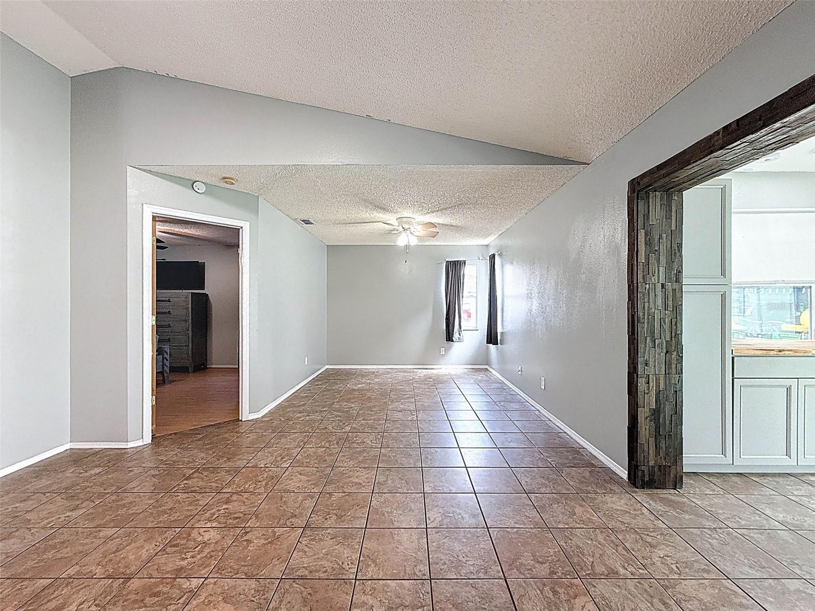 1516 DEERING AVE, SPRING HILL, FL, 34609