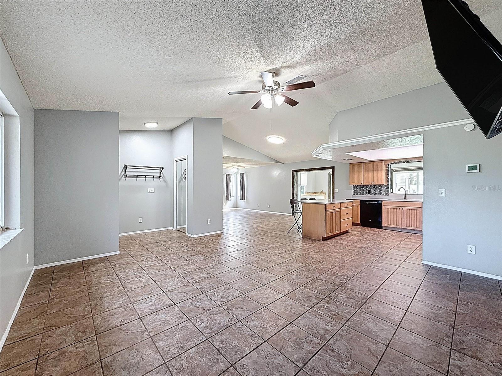 1516 DEERING AVE, SPRING HILL, FL, 34609