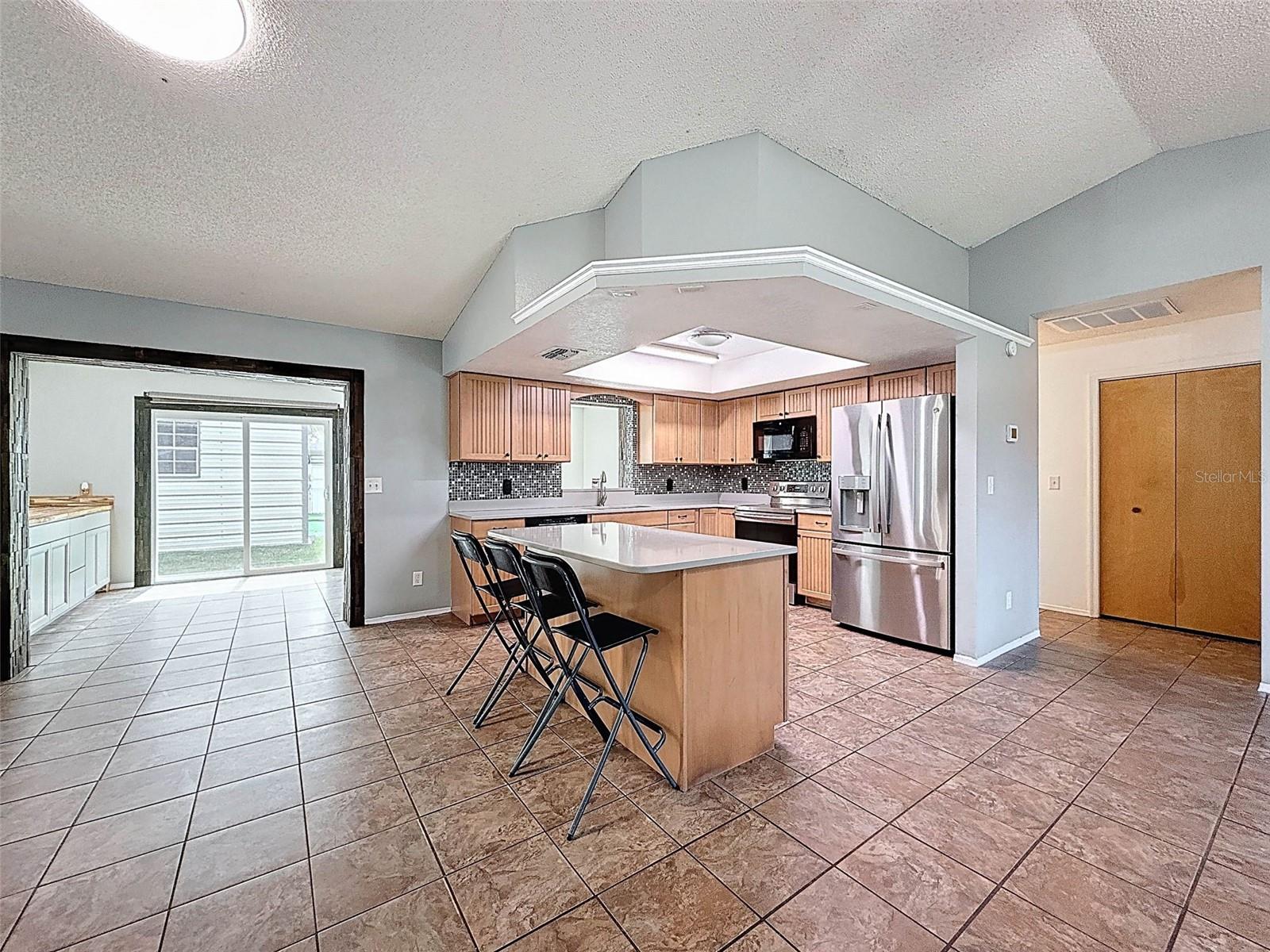 1516 DEERING AVE, SPRING HILL, FL, 34609