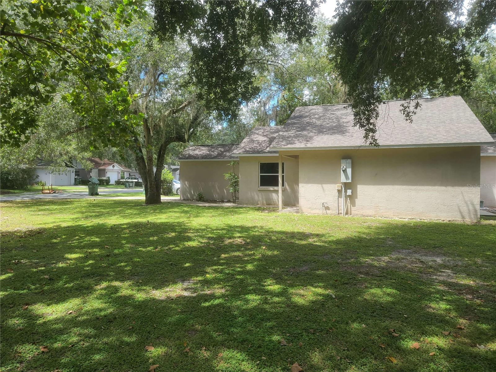 2708 LORRAINE DR, LEESBURG, FL, 34748