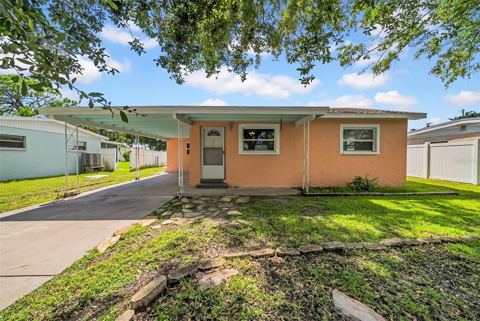 9046 1ST ST N, ST PETERSBURG, FL, 33702