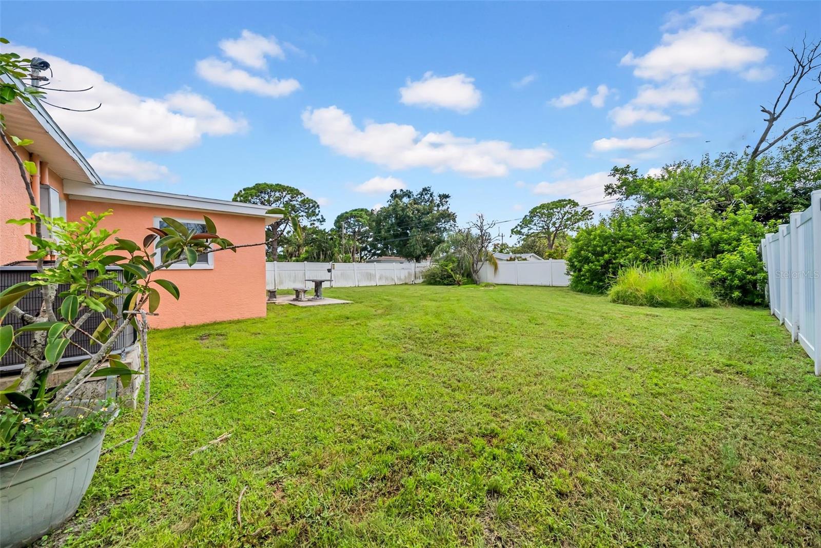 9046 1ST ST N, ST PETERSBURG, FL, 33702