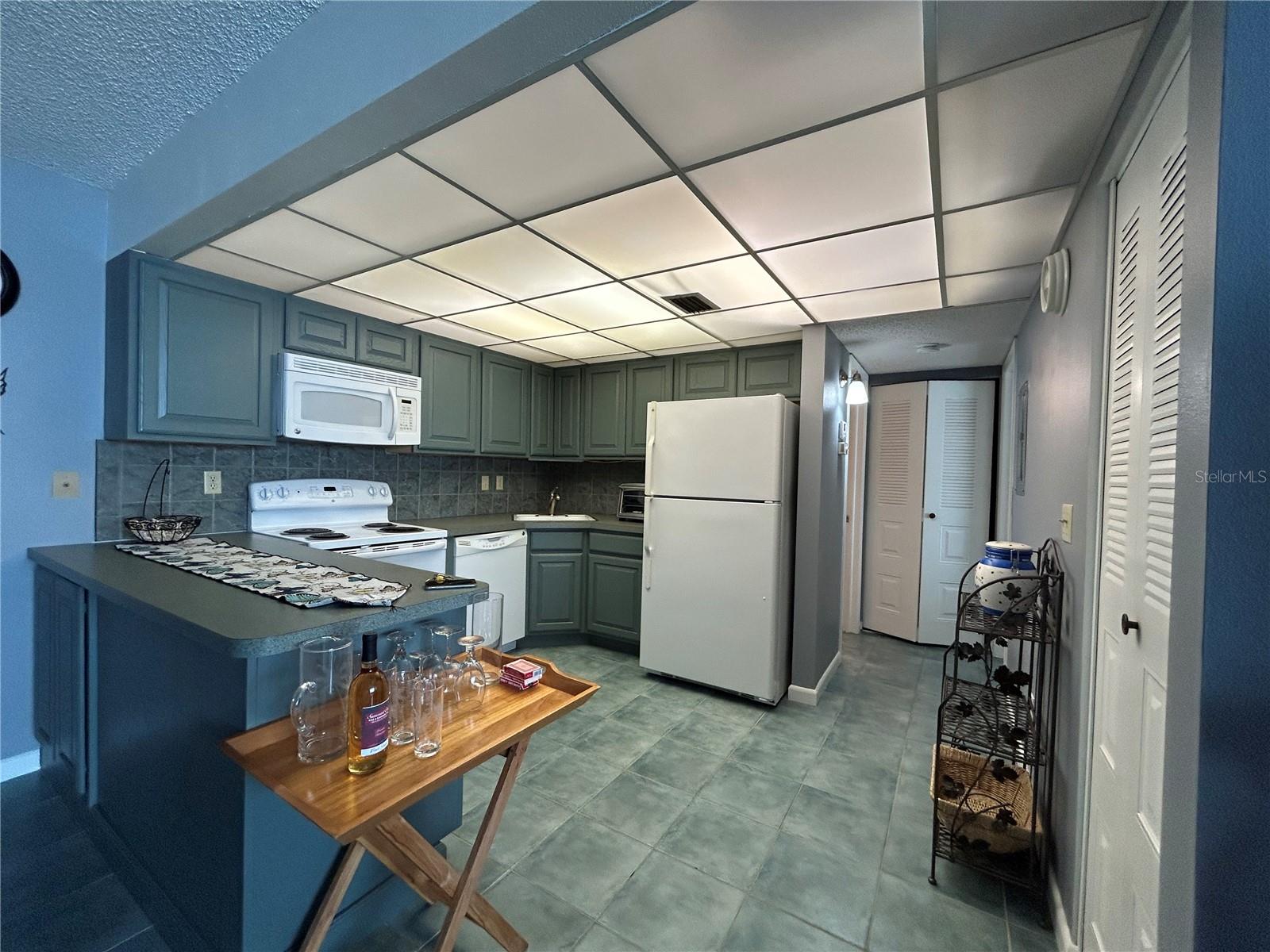 D6143631 Property Photo