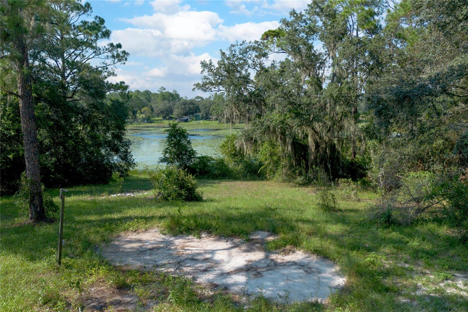 V4944676 Property Photo