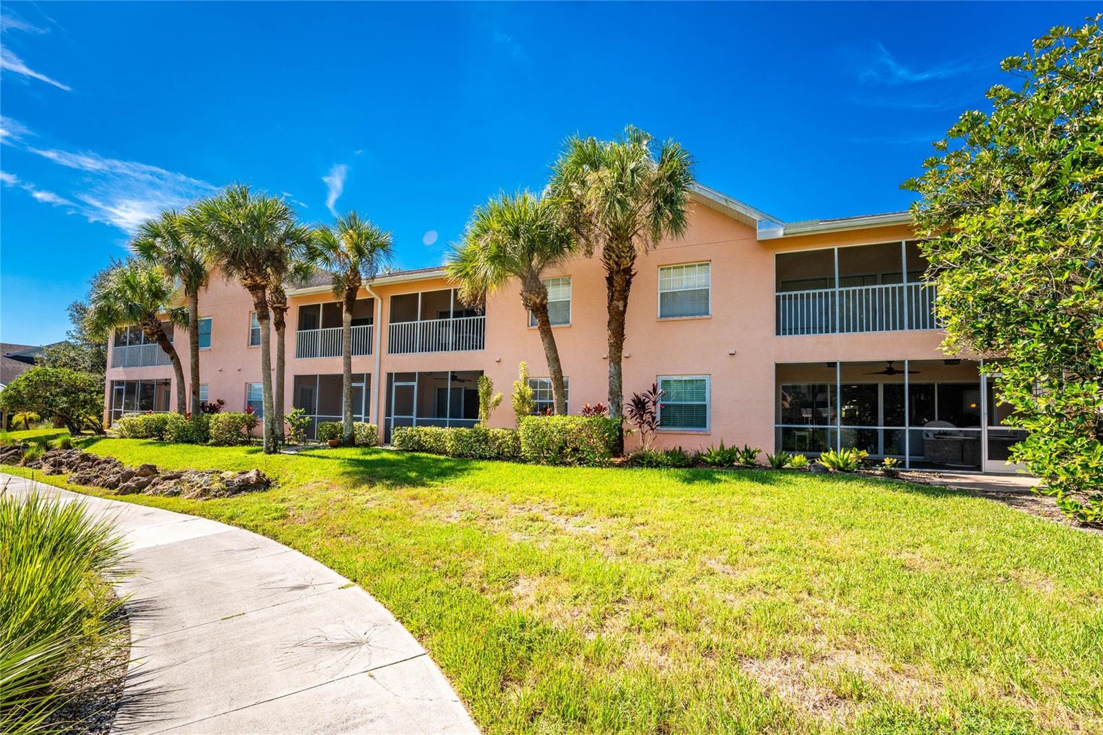 1091 LIVE OAK CIR #102, PORT CHARLOTTE, FL, 33948