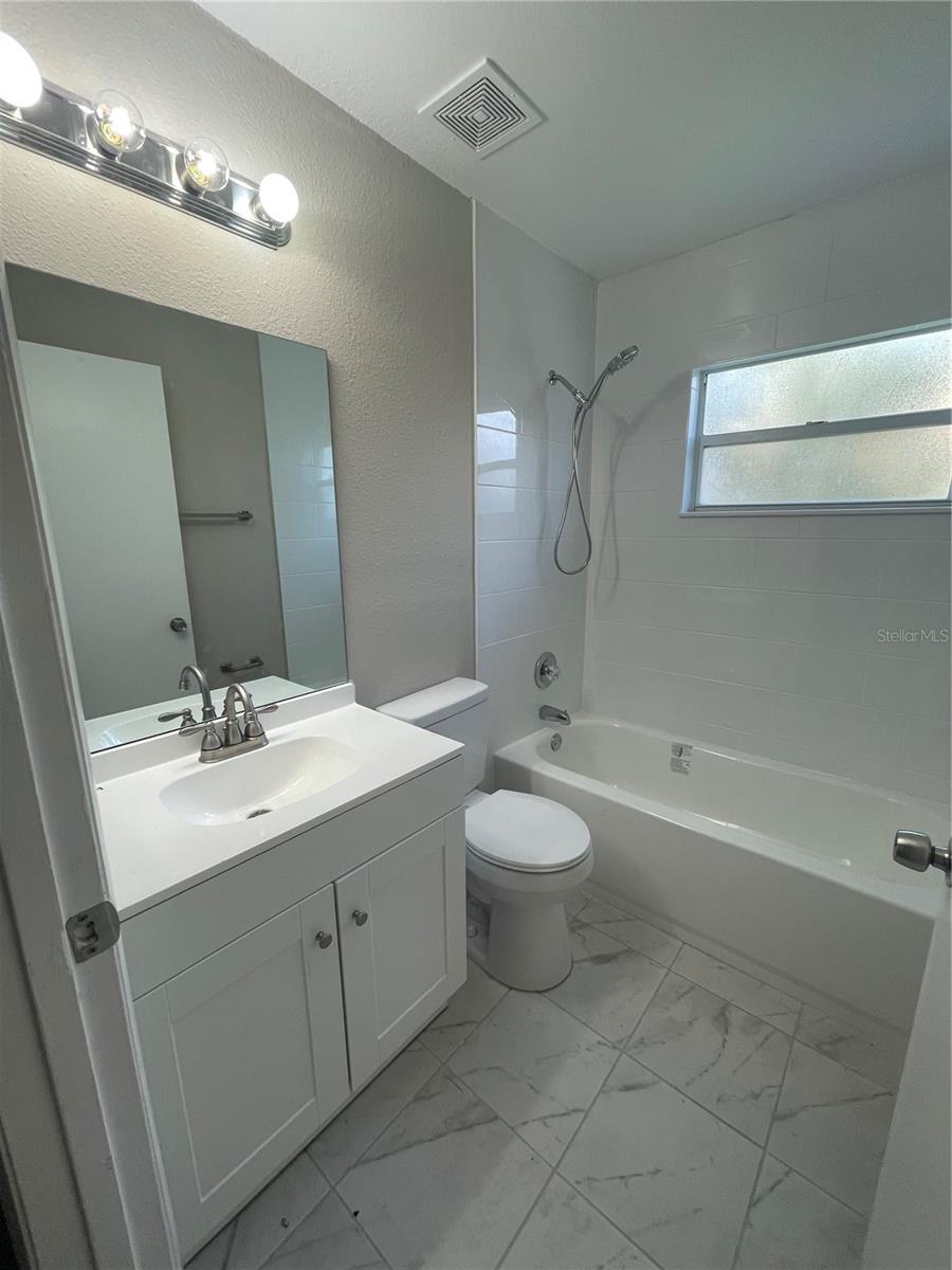 1206 GRASSY MEADOW PL, BRANDON, FL, 33511