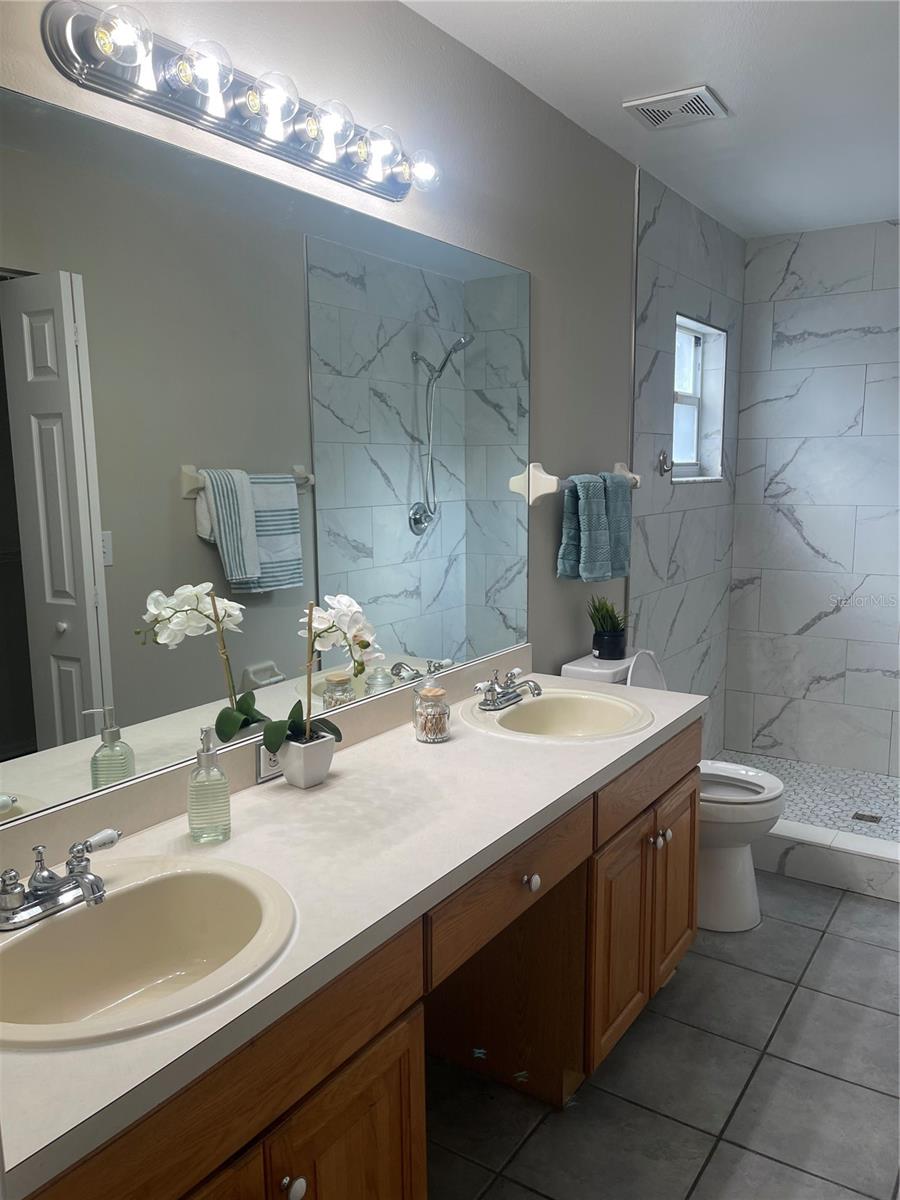 1206 GRASSY MEADOW PL, BRANDON, FL, 33511