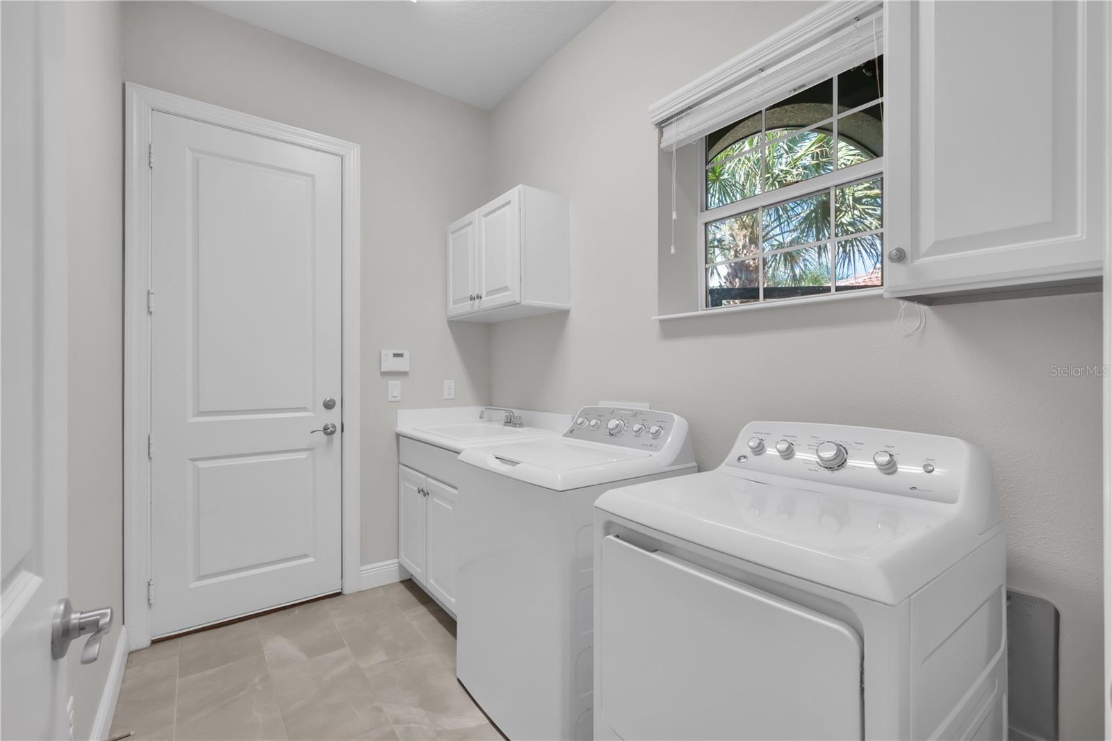 4948 GRAND BANKS DR, WIMAUMA, FL, 33598