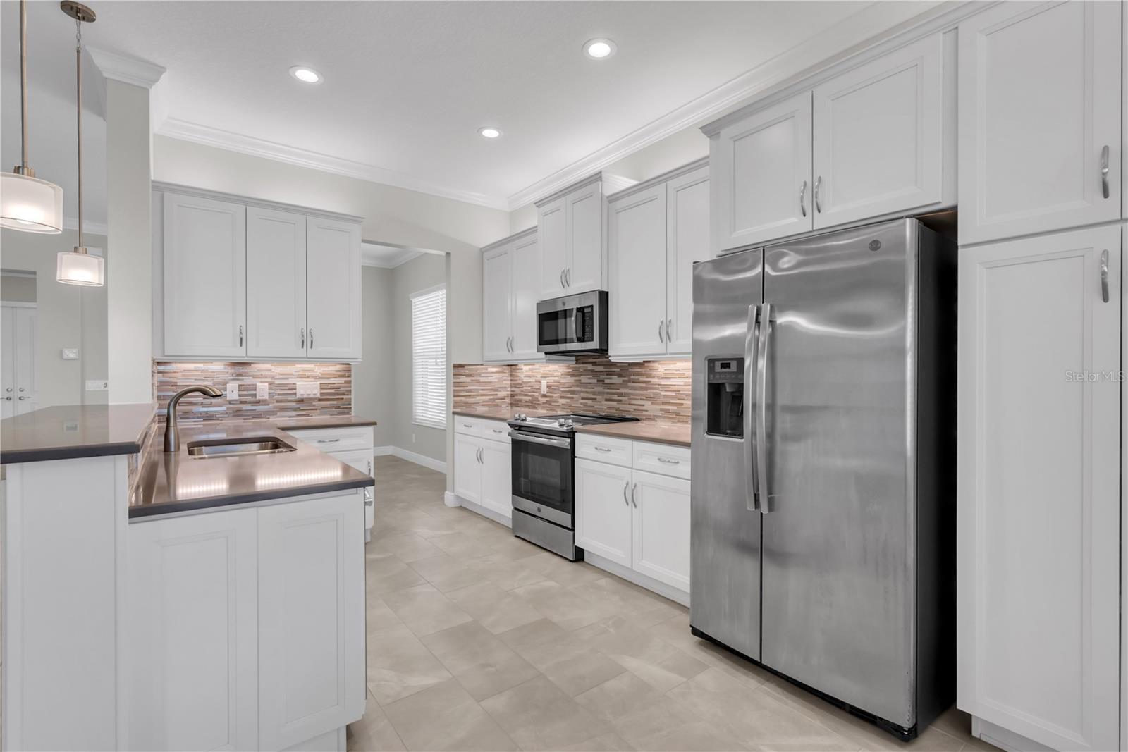 4948 GRAND BANKS DR, WIMAUMA, FL, 33598