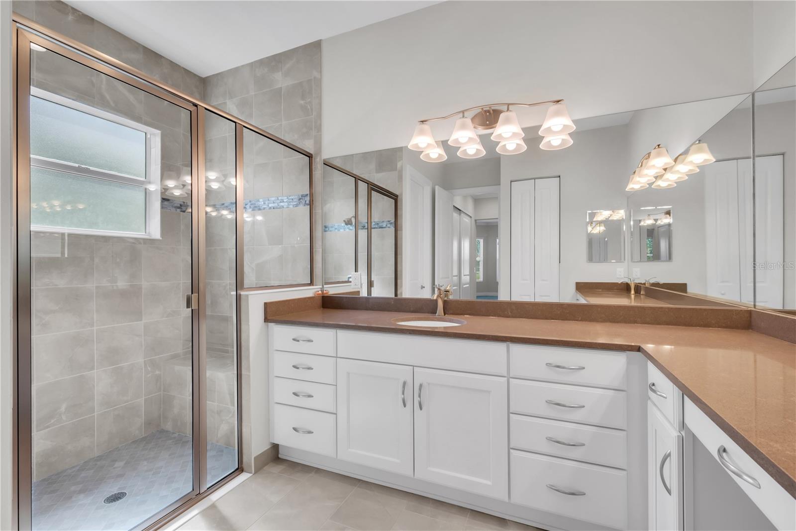 4948 GRAND BANKS DR, WIMAUMA, FL, 33598