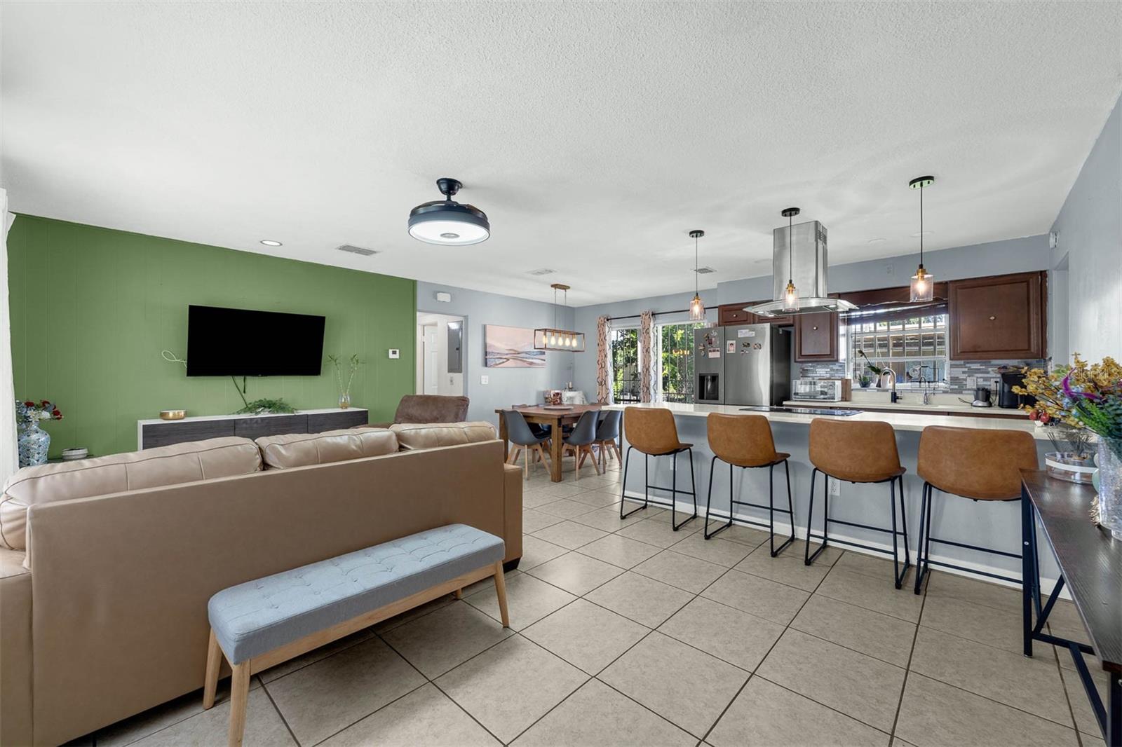 6228 HILLWOOD DR, ORLANDO, FL, 32809