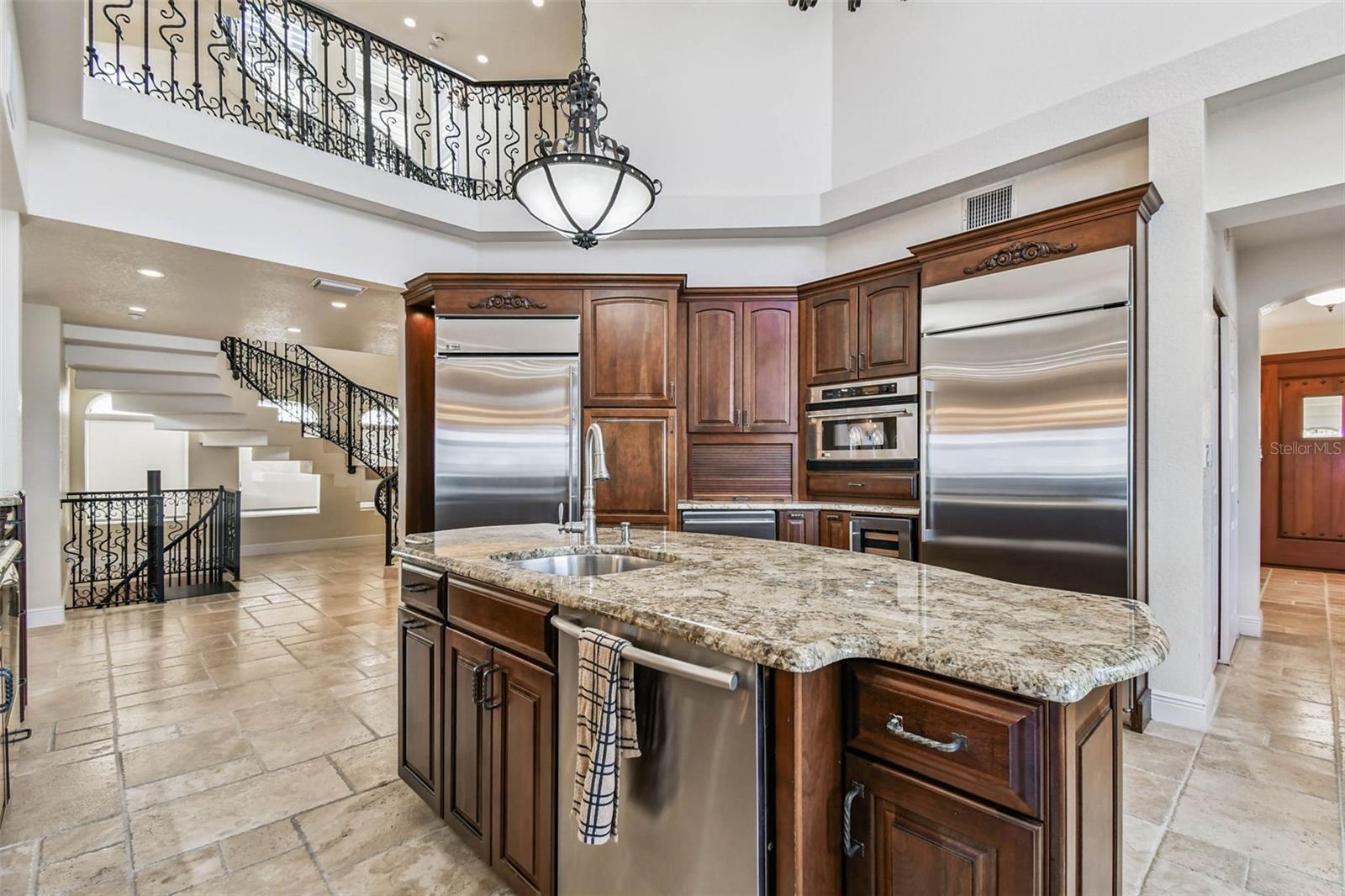 2809 SUNSET WAY, ST PETE BEACH, FL, 33706