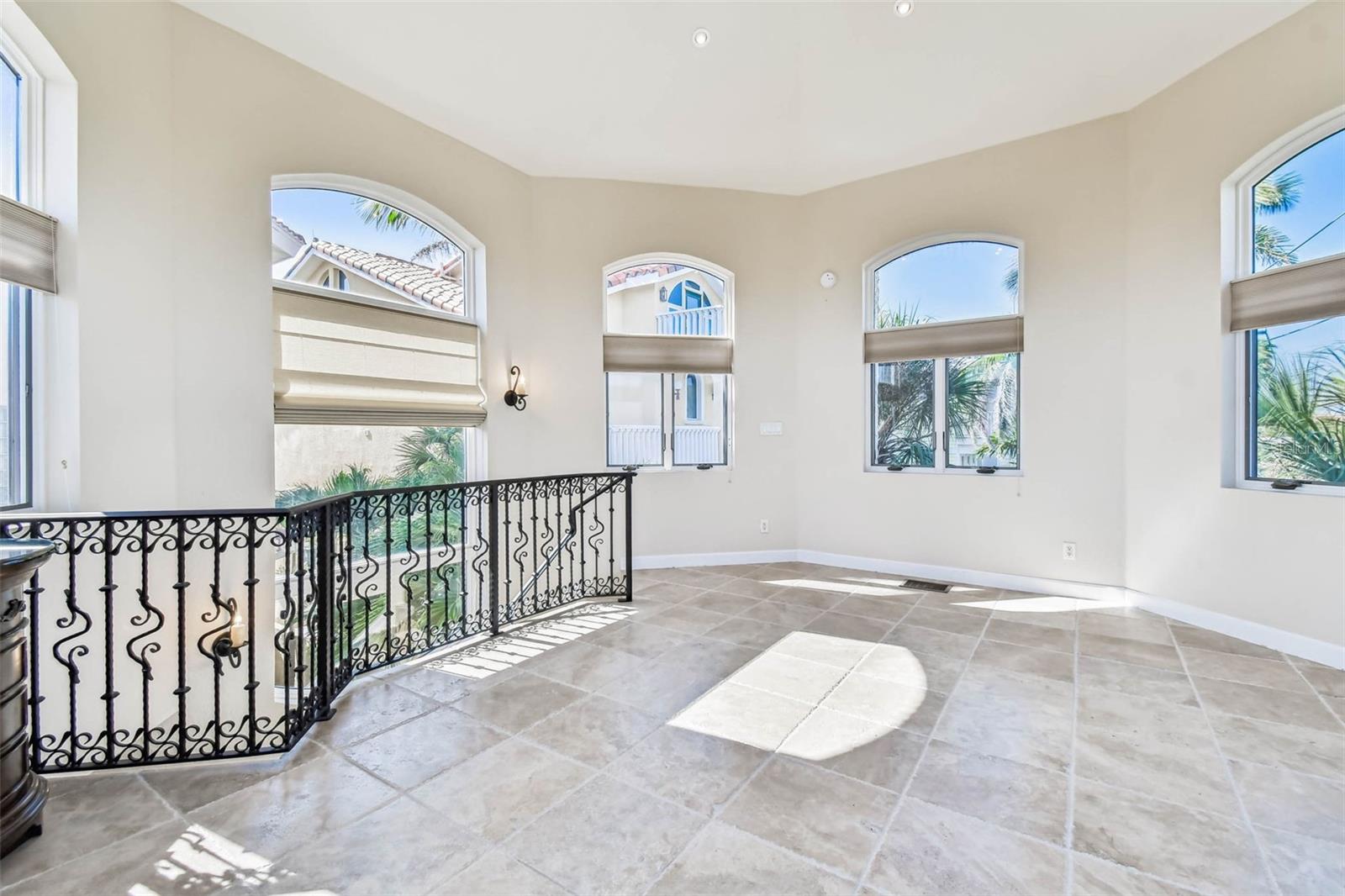 2809 SUNSET WAY, ST PETE BEACH, FL, 33706