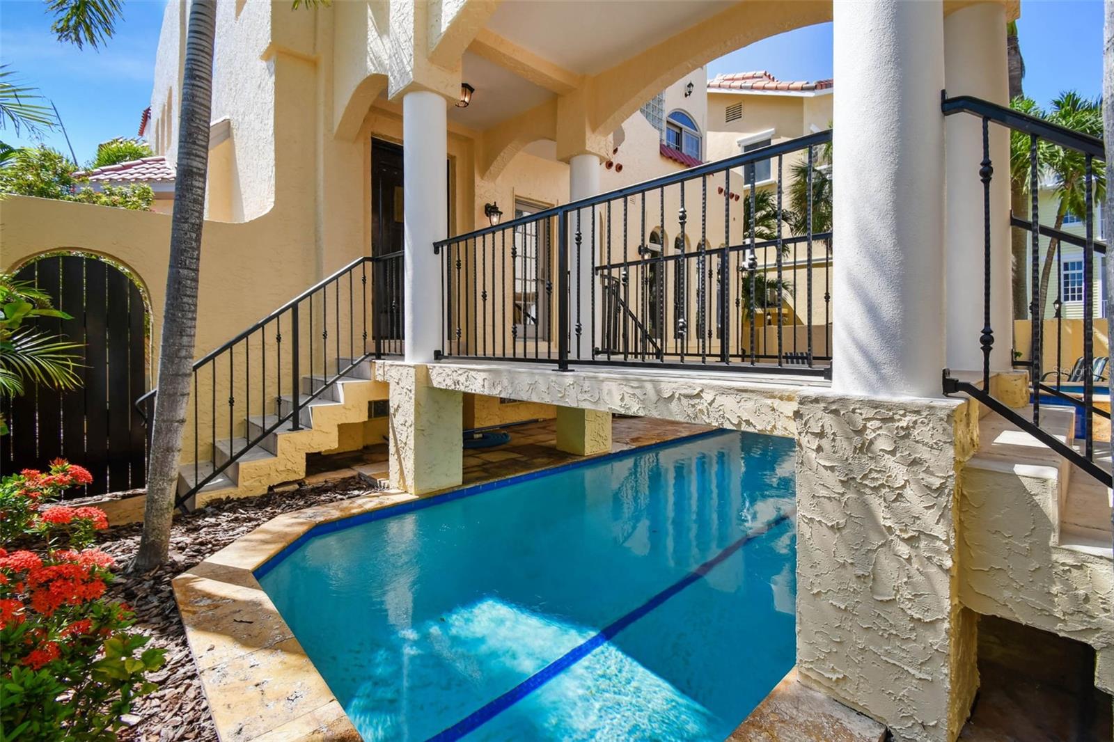 2809 SUNSET WAY, ST PETE BEACH, FL, 33706