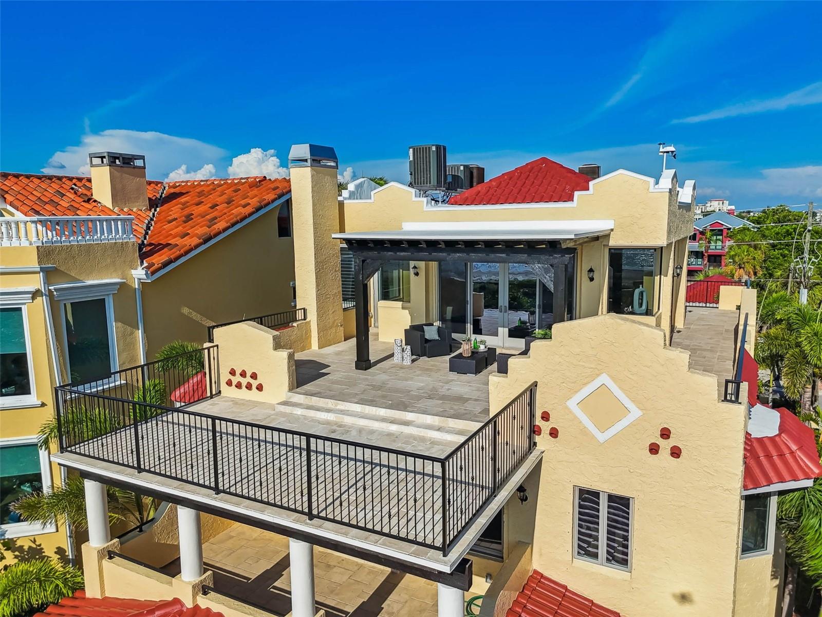 2809 SUNSET WAY, ST PETE BEACH, FL, 33706