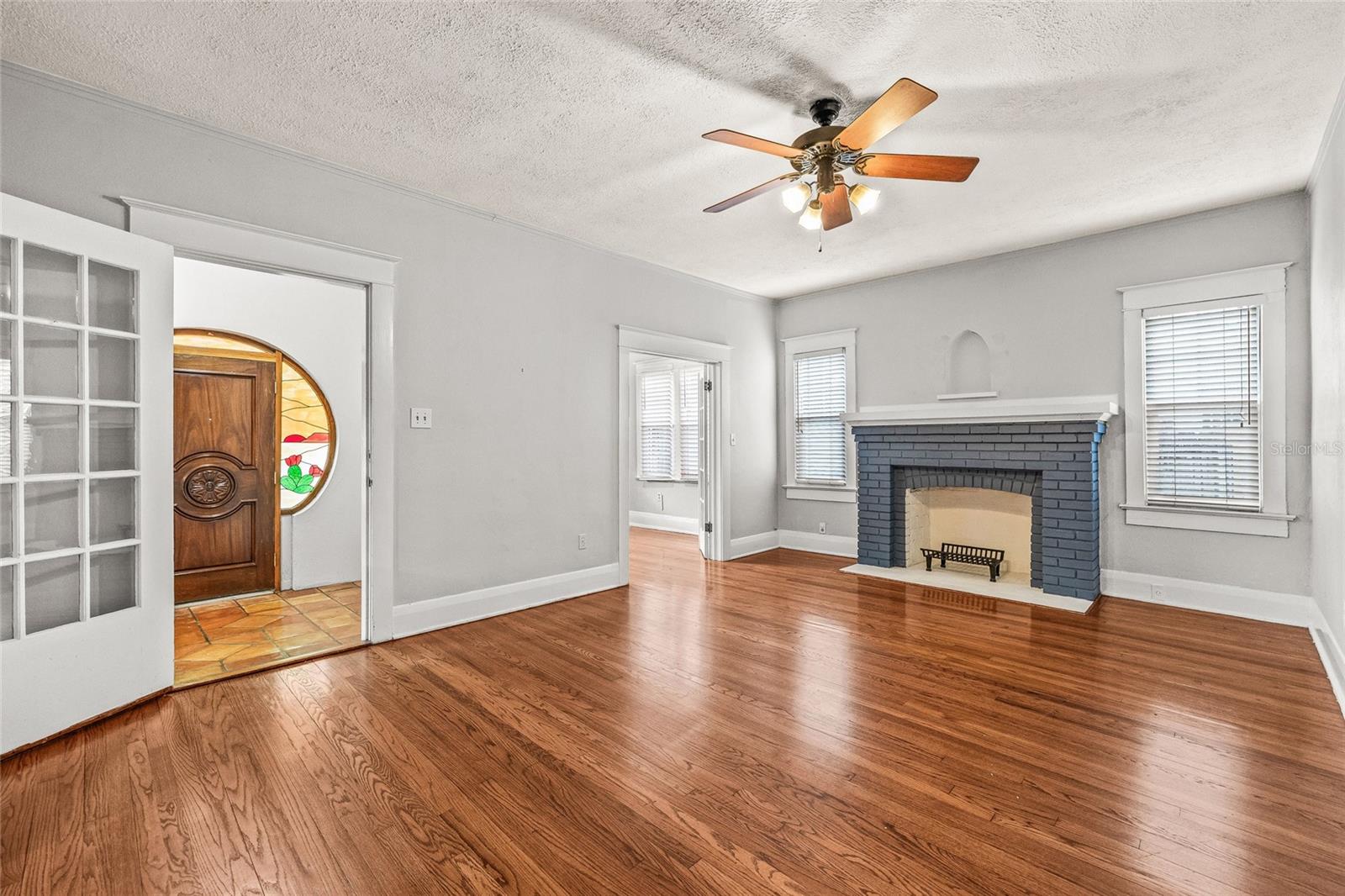 2434 W PROSPECT RD, TAMPA, FL, 33629