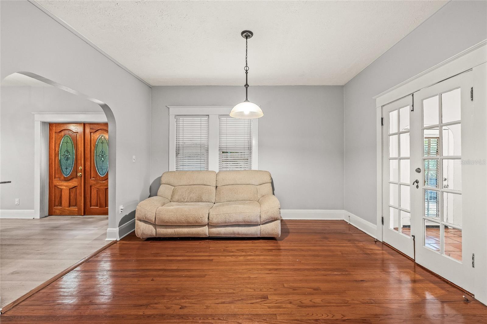 2434 W PROSPECT RD, TAMPA, FL, 33629