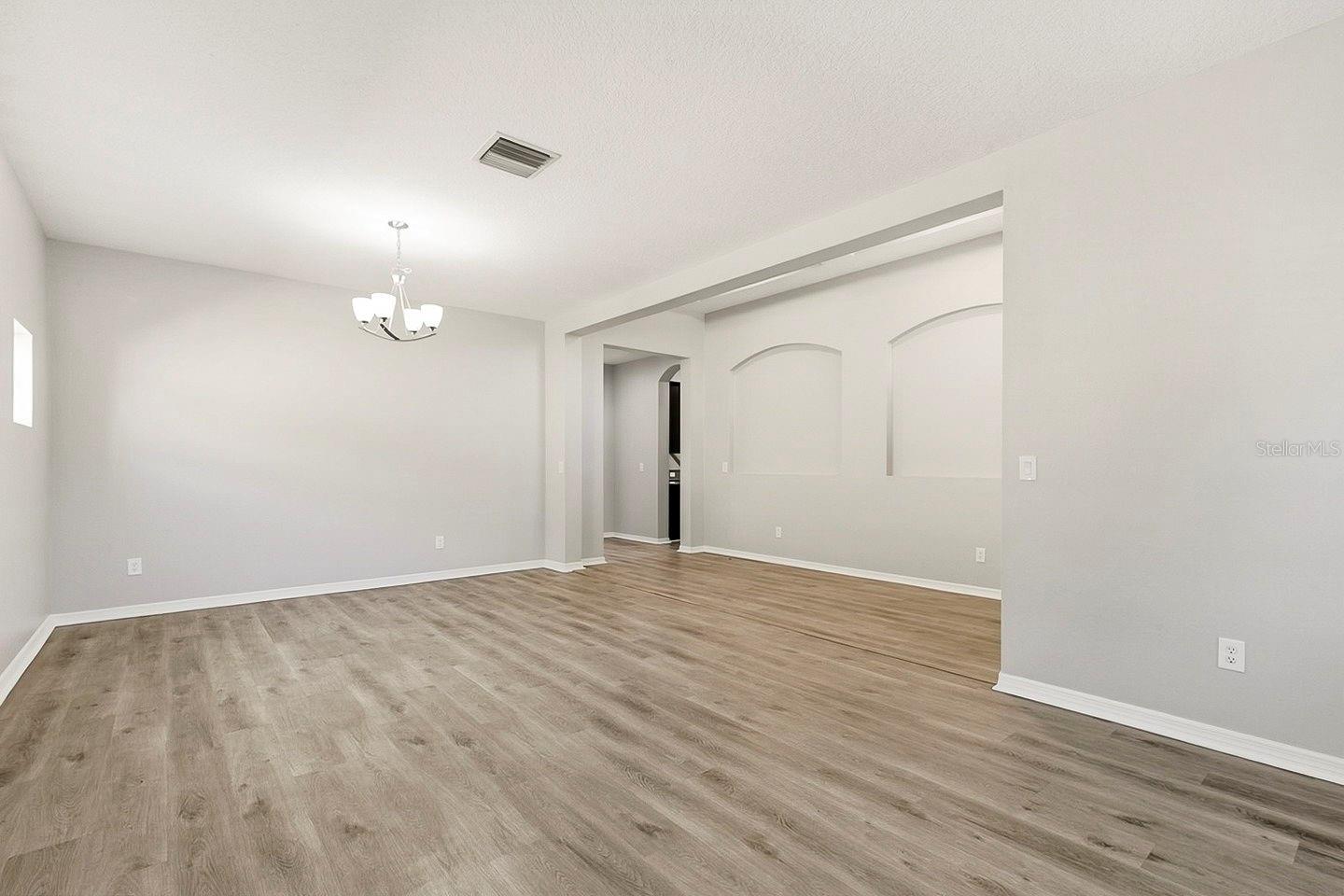 1762 MIRA LAGO CIR, RUSKIN, FL, 33570