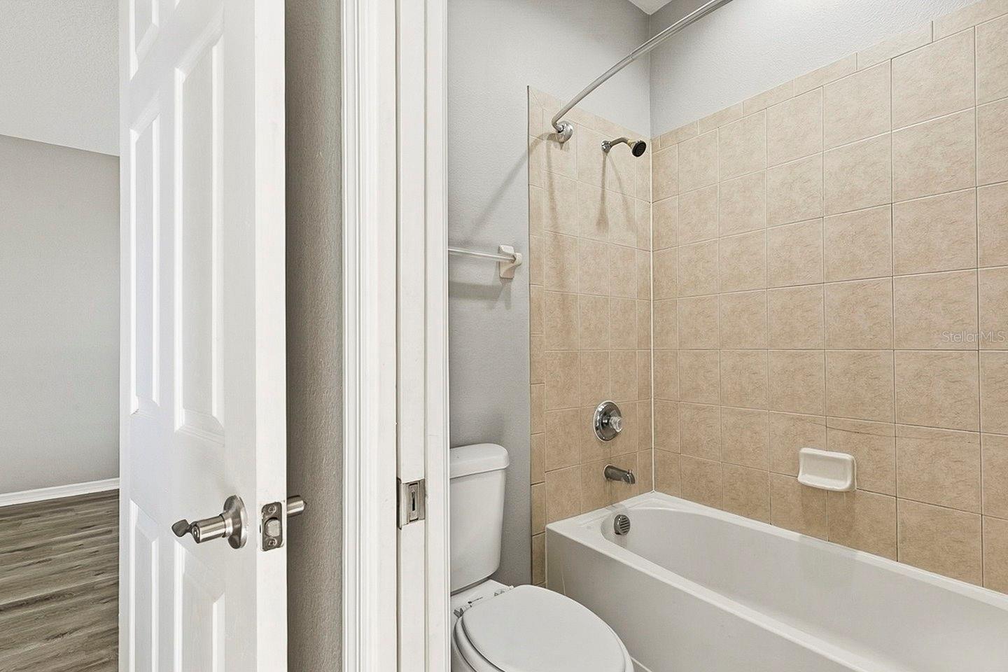 1762 MIRA LAGO CIR, RUSKIN, FL, 33570