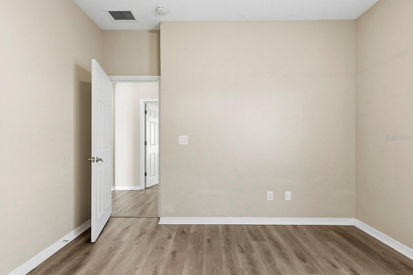 1762 MIRA LAGO CIR, RUSKIN, FL, 33570